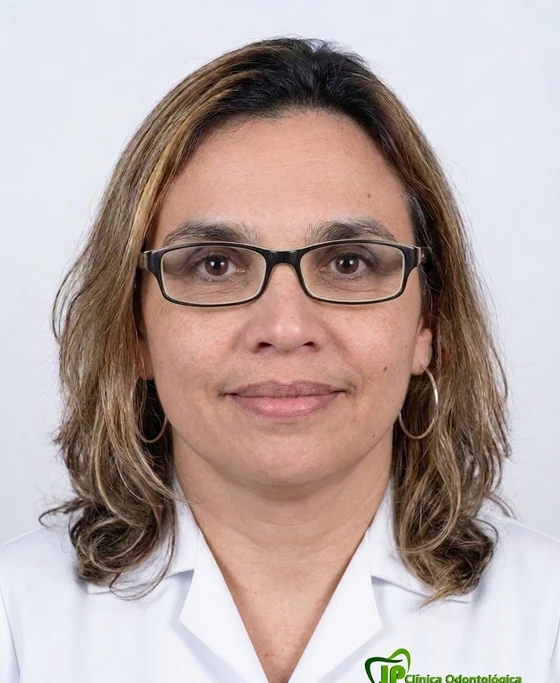Retrato de Dra. Juliana Pelisser Barbosa